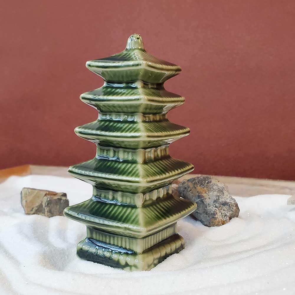 鉄製 五重塔 インテリア装飾 約80cm Amazon.co.jp: 【ミニチュア陶器 五重塔 緑】ゴジュウノトウ 仏塔